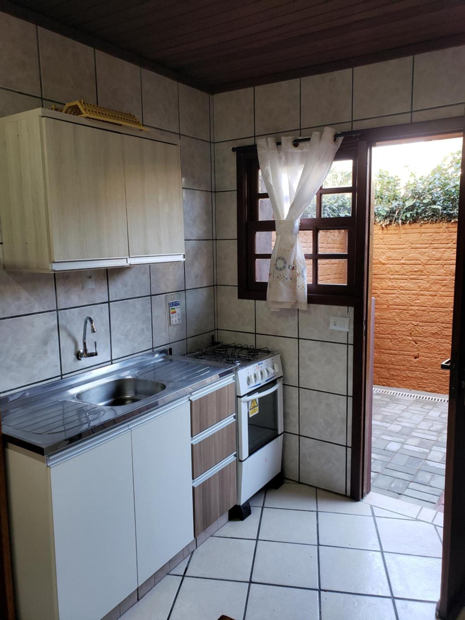 Отель Residencial Costumes Brasileiras Бомбиньяс Номер фото